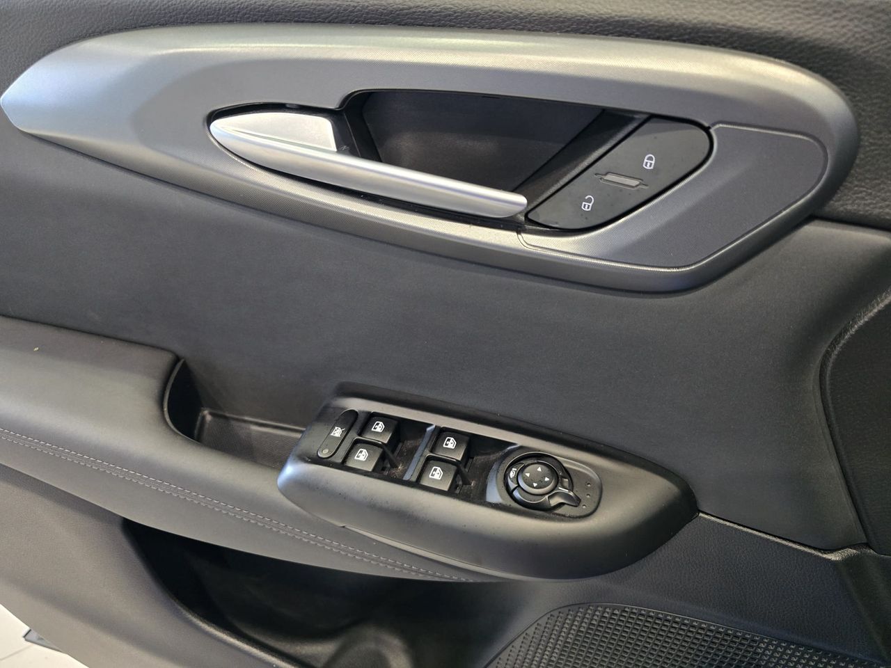 Alfa Romeo Tonale Sprint 1,5 130CV MHEV - Foto 14