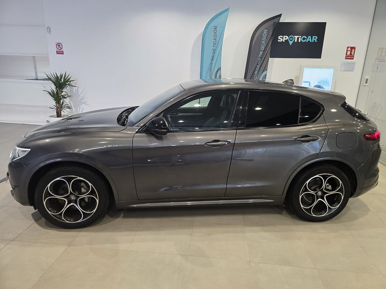 Alfa Romeo Stelvio 2.2 Diesel 154 kW (210 CV) Veloce Q4 - Foto 6