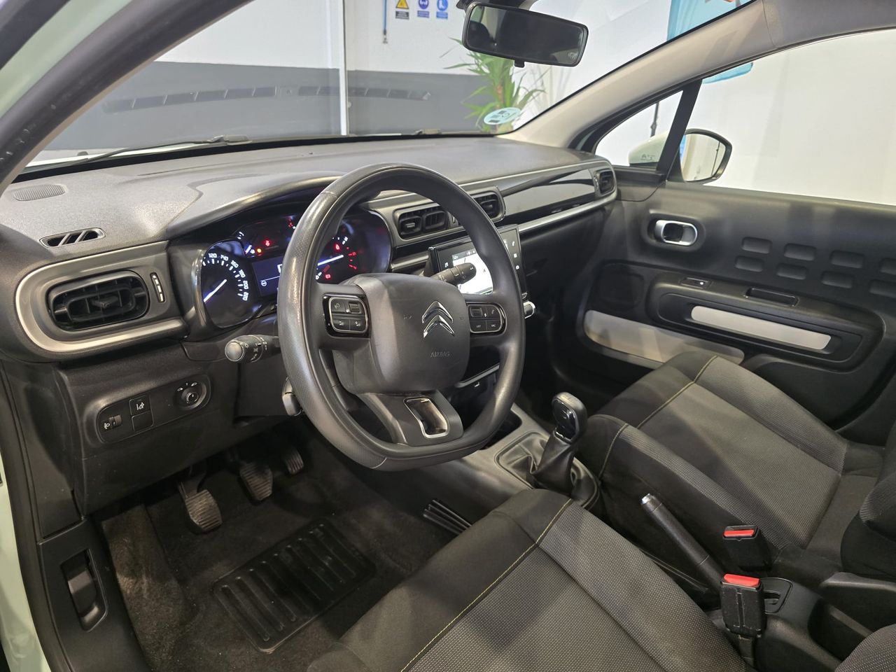 Citroën C3 PureTech 83 Feel - Foto 9