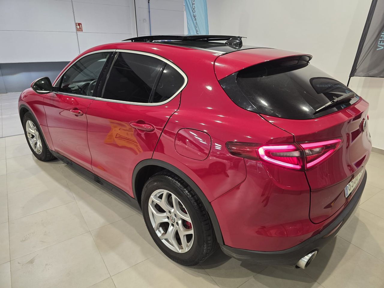 Alfa Romeo Stelvio Executive 2.2 Diesel 140 kW (190 CV) AT8 RWD - Foto 8