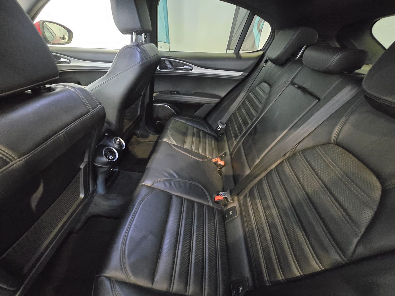 Alfa Romeo Stelvio Executive 2.2 Diesel 154 kW (210 CV) AT8 Q4 - Foto 11