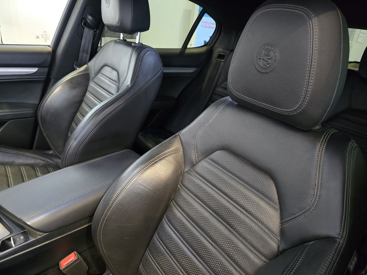 Alfa Romeo Stelvio Executive 2.2 Diesel 154 kW (210 CV) AT8 Q4 - Foto 13