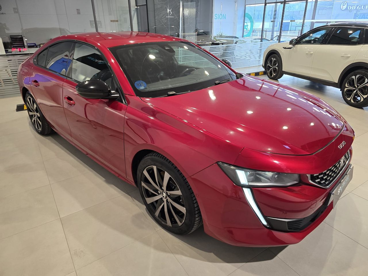 Peugeot 508 Hybrid 508 5P GT Line HYBRID 225 e-EAT8 - Foto 5