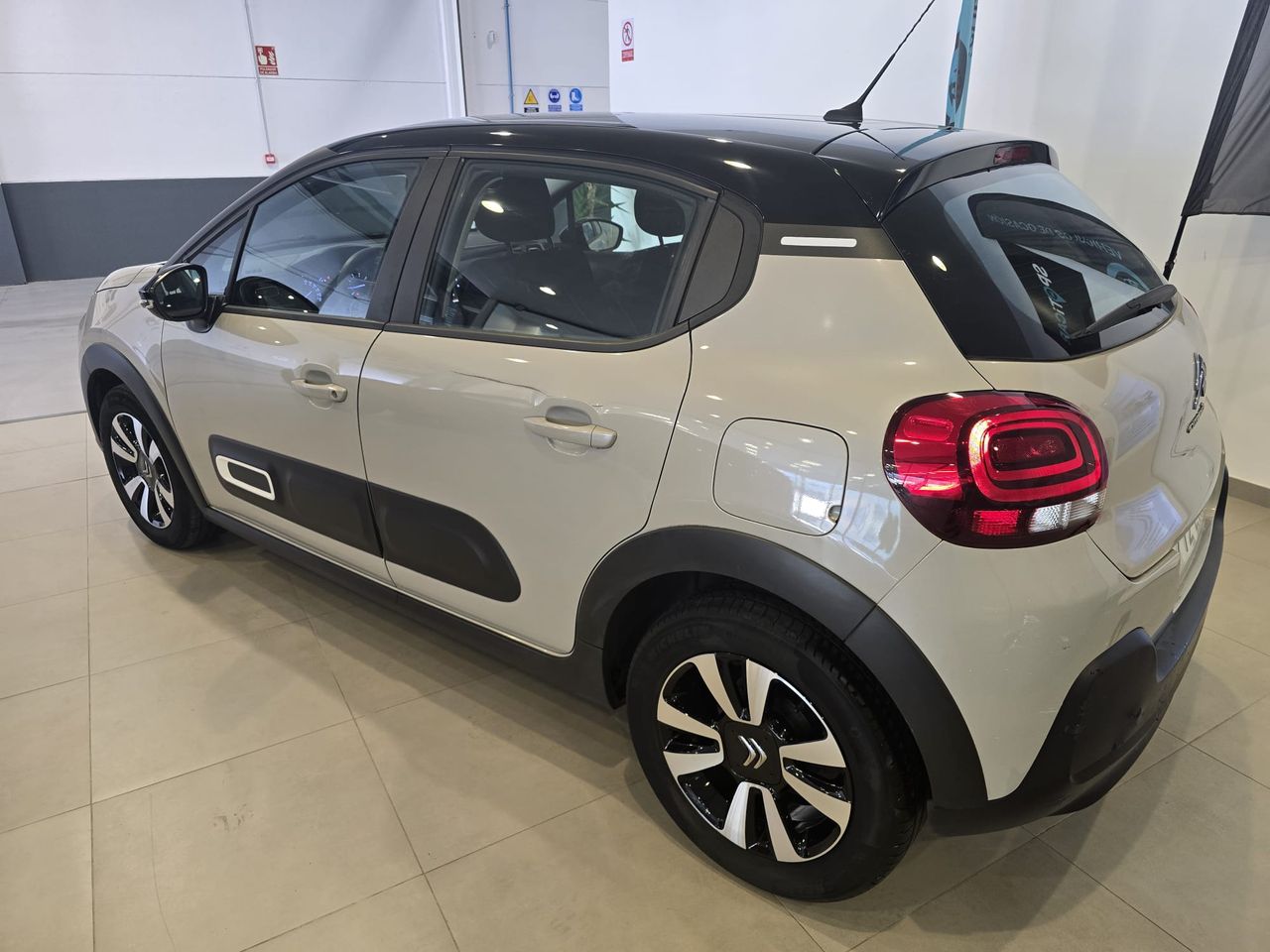 Citroën C3 PureTech 83 S&S Feel Pack - Foto 8