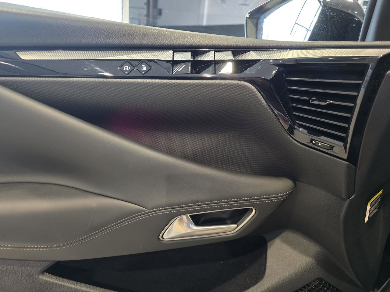 DS DS 4 4 Cross Rivoli PureTech 225 EAT8 - Foto 17