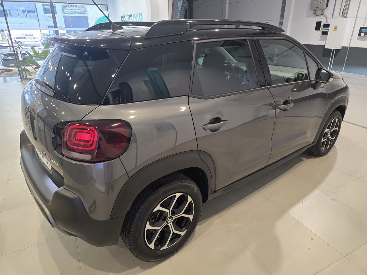 Citroën C3 Aircross PureTech 110 Plus - Foto 10