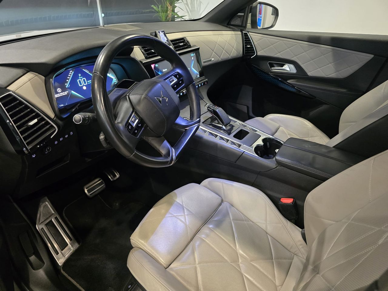 DS DS 7 7 Crossback E-TENSE 4x4 Grand Chic - Foto 8