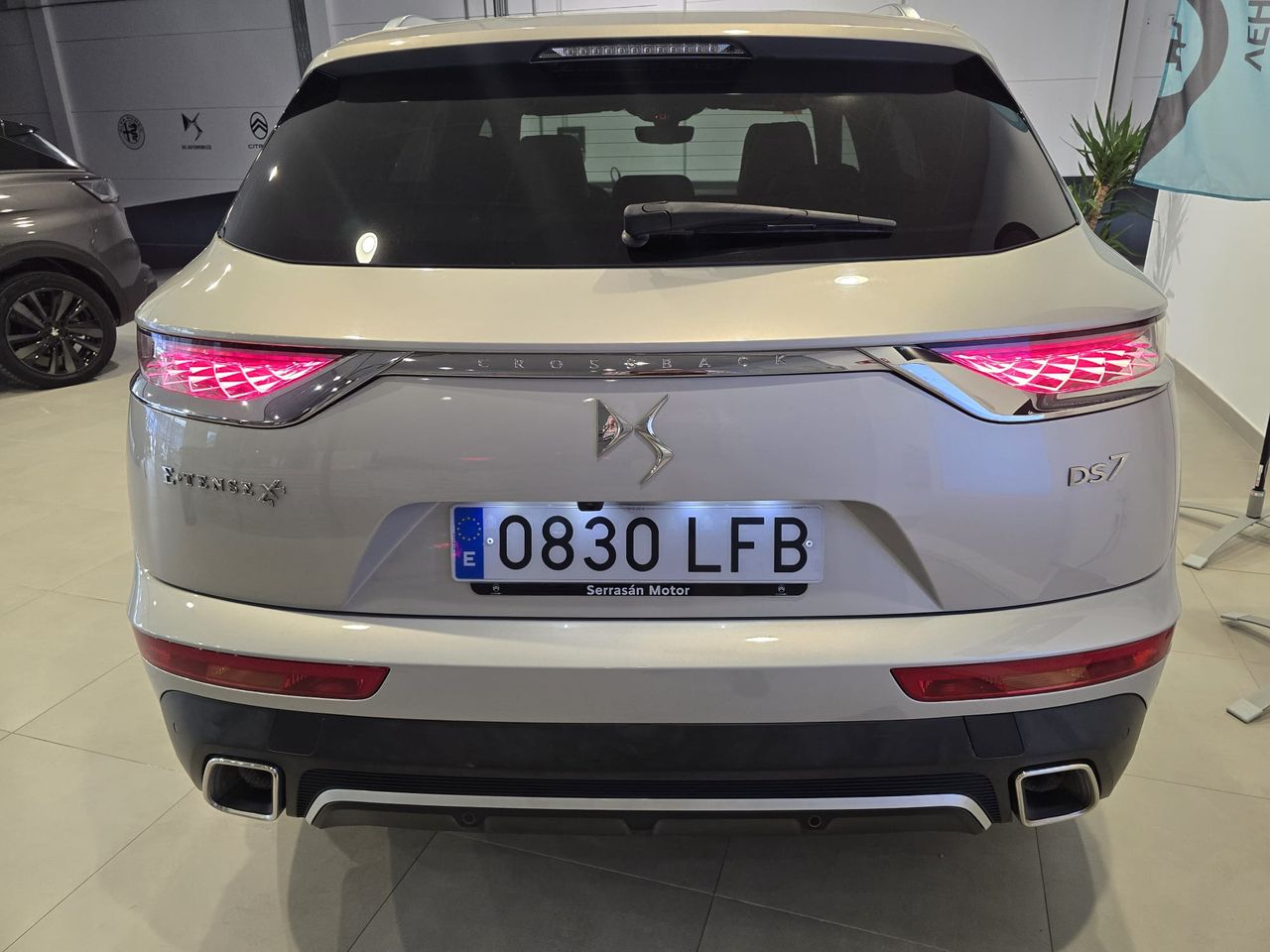 DS DS 7 7 Crossback E-TENSE 4x4 Grand Chic - Foto 6