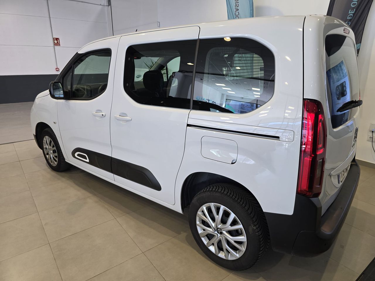 Citroën Berlingo BERLINGO - TALLA M BLUEHDI 100 S&S FEEL BUSINESS N1 - Foto 8