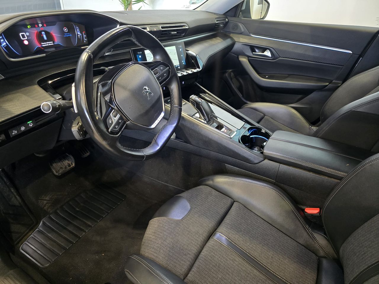 Peugeot 508 Allure Pack BlueHDi 130 S&S EAT8 - Foto 14