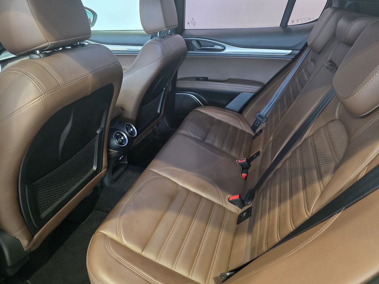 Alfa Romeo Stelvio 2.2 Diesel 154kW 210CV Executive Q4 - Foto 9