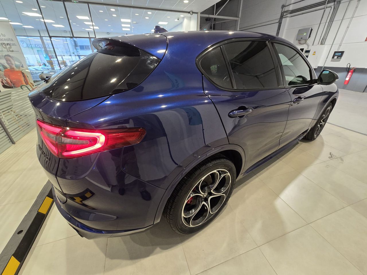 Alfa Romeo Stelvio 2.2 Diesel 154 kW (210 CV) Veloce Q4 - Foto 5