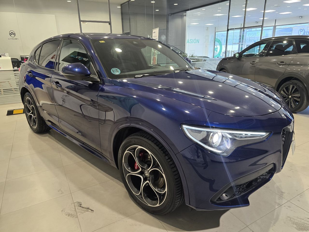 Alfa Romeo Stelvio 2.2 Diesel 154 kW (210 CV) Veloce Q4 - Foto 4