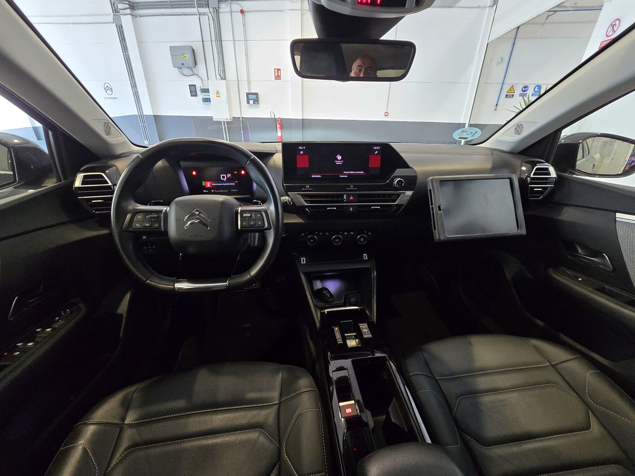 Citroën C4 BlueHDi 130 EAT8 Shine - Foto 9