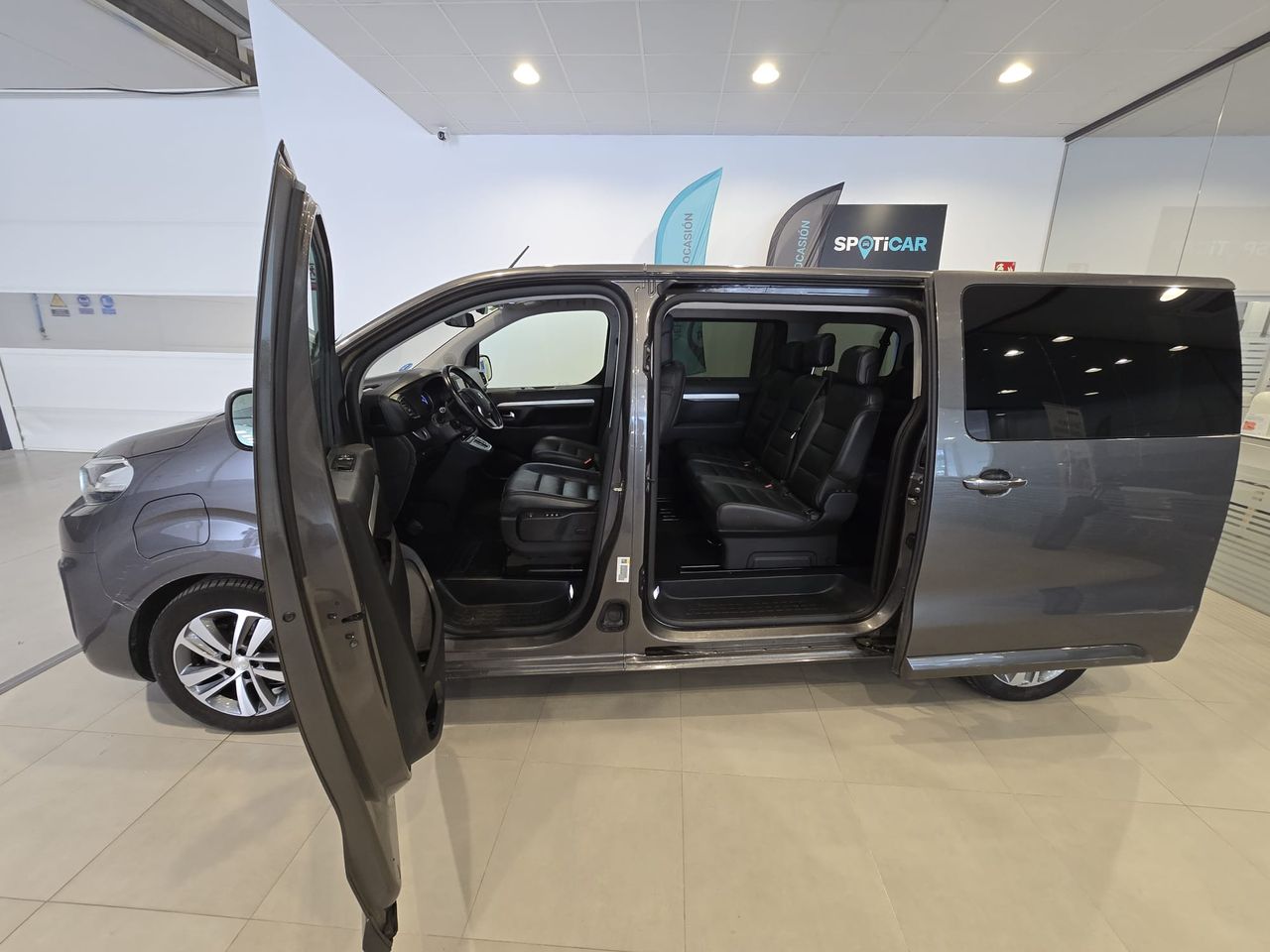 Peugeot Traveller e- Standard Eléctrico 75 kWh Allure - Foto 5