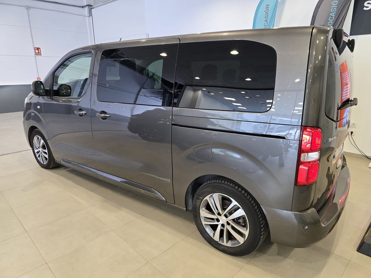 Peugeot Traveller e- Standard Eléctrico 75 kWh Allure - Foto 8