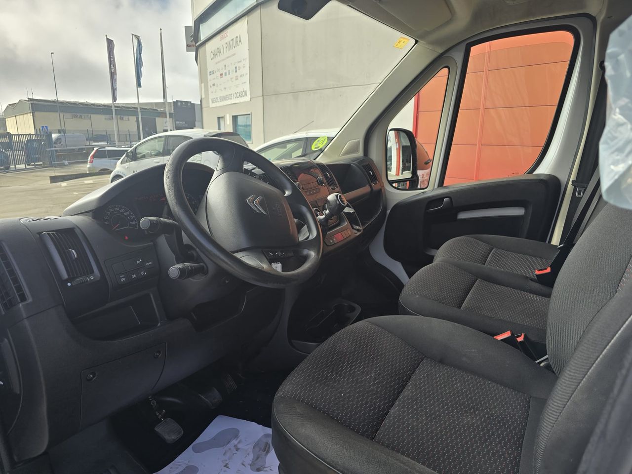 Citroën Jumper Jumper BlueHDi 140 S&S 6v Furgón 30L1H1 - Foto 7