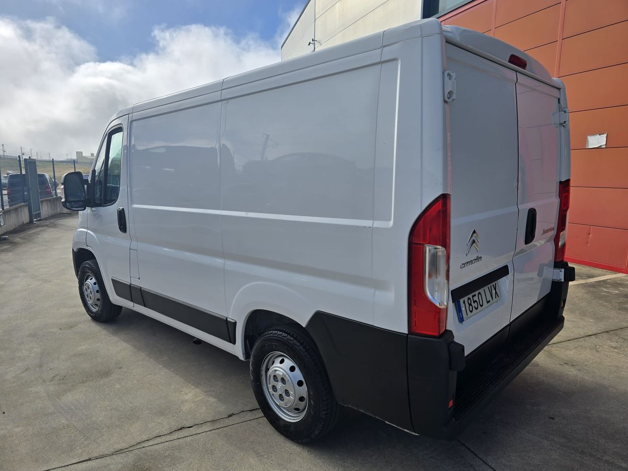 Citroën Jumper Jumper BlueHDi 140 S&S 6v Furgón 30L1H1 - Foto 5