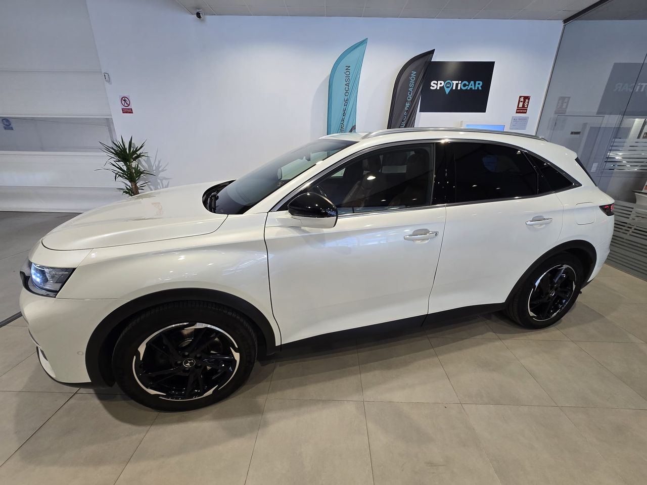 DS DS 7 7 Crossback E-TENSE 4x4 Grand Chic - Foto 8