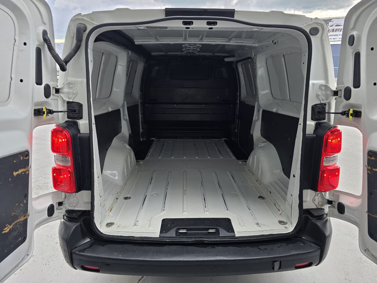 Citroën Jumpy Combi Talla M BlueHDi 120 S&S 6v Confort 5 plazas - Foto 11