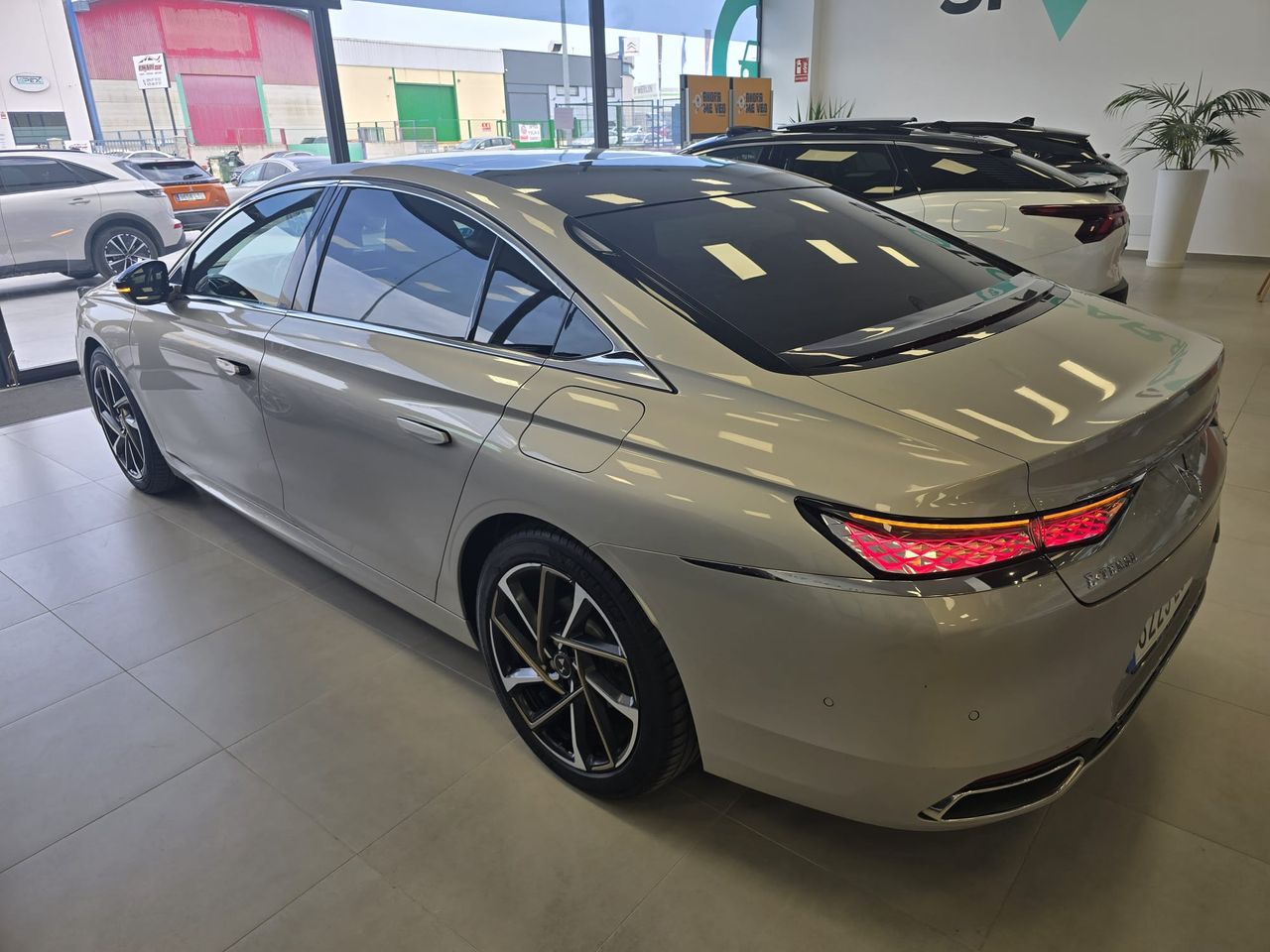 DS DS 9 9 E-TENSE 225 Rivoli+ - Foto 5