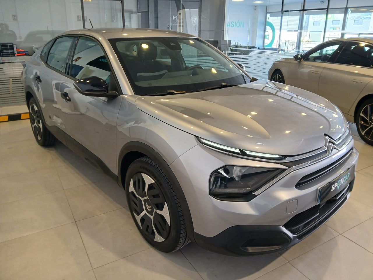 Citroën C4 PureTech 100 You - Foto 12