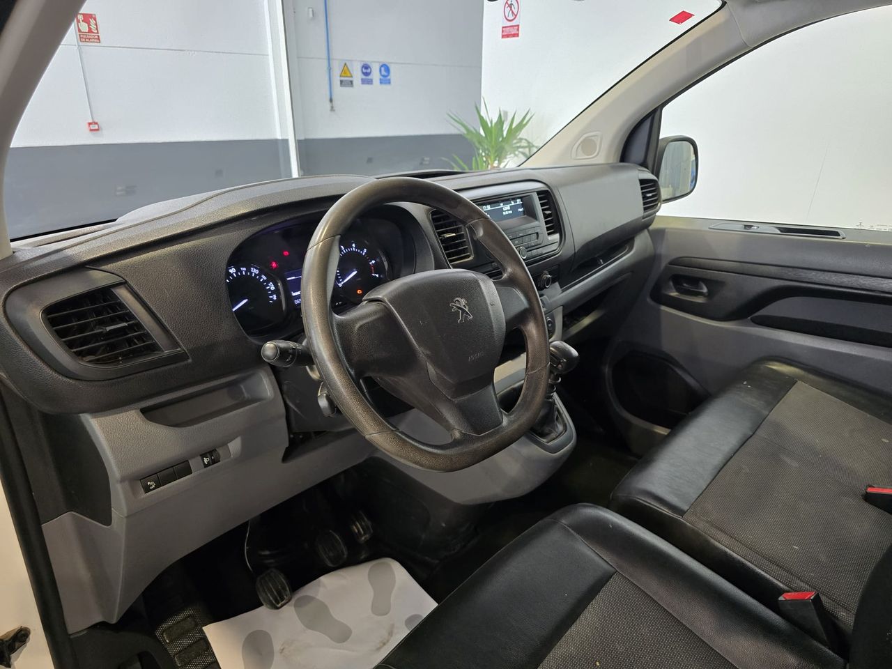 Peugeot Expert Furgon Pro 1.5 BlueHDi 120 Standard - Foto 8
