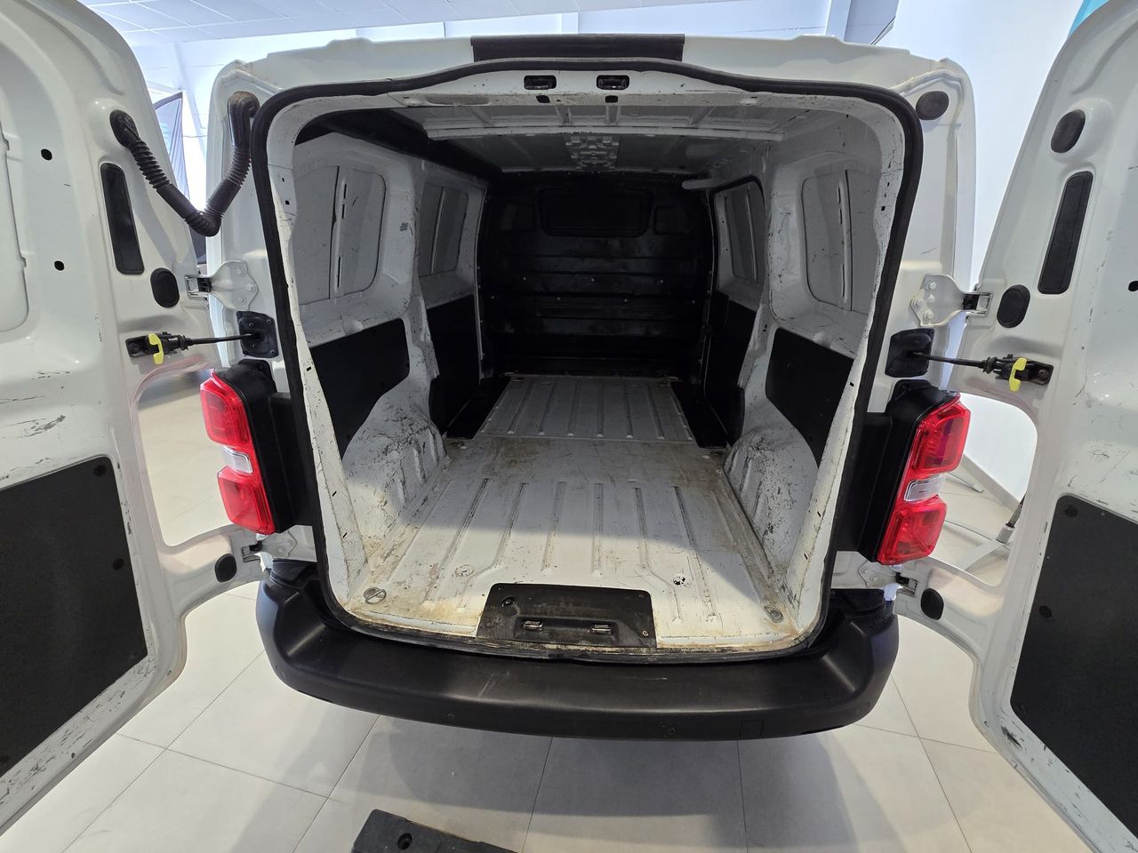 Peugeot Expert Furgon Pro 1.5 BlueHDi 120 Standard - Foto 11