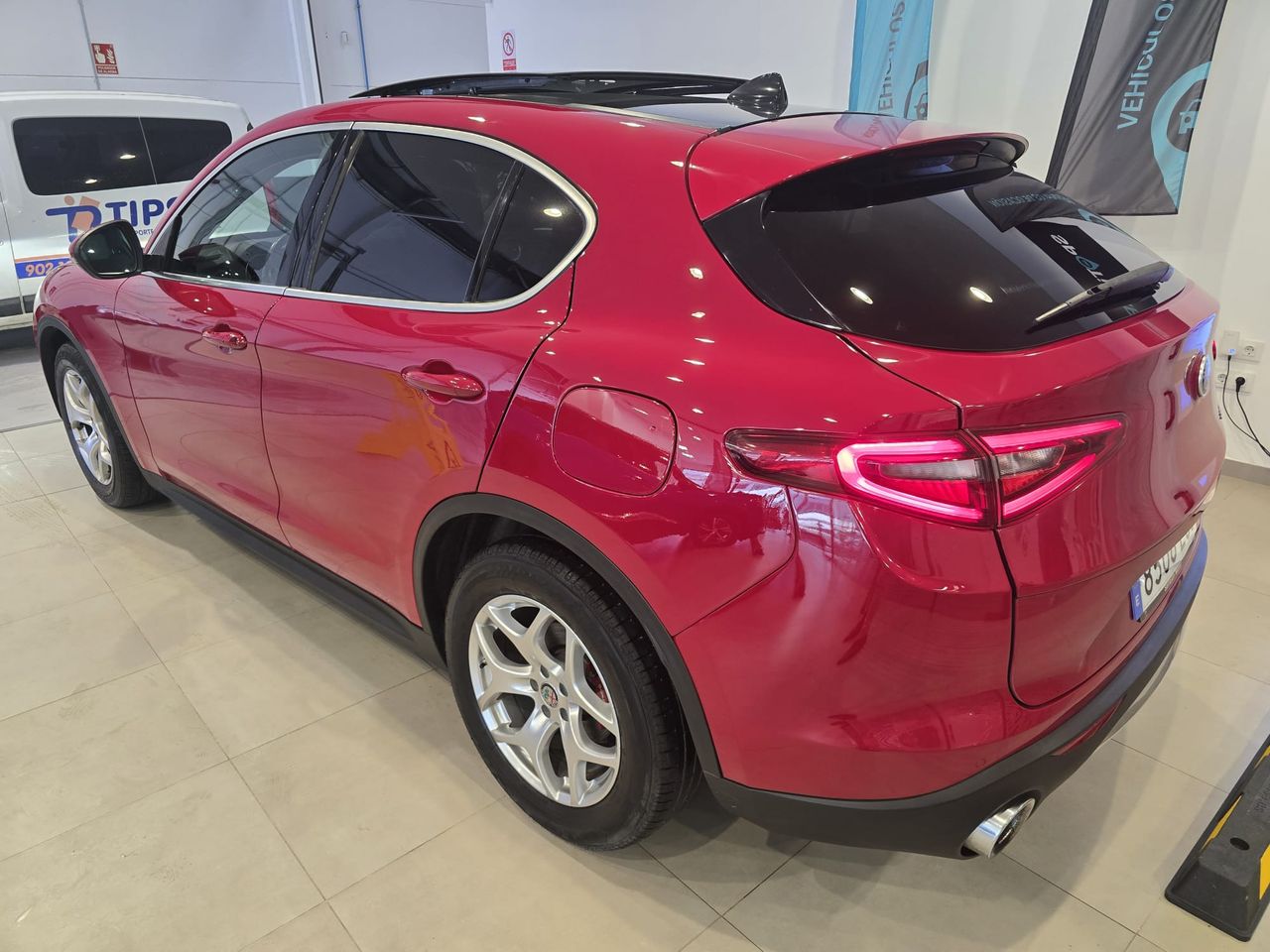Alfa Romeo Stelvio Executive 2.2 Diesel 140 kW (190 CV) AT8 RWD - Foto 7