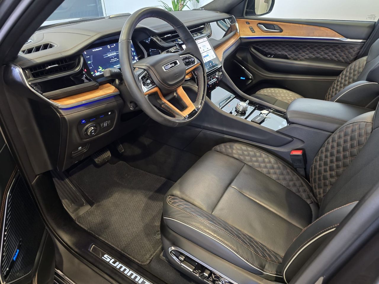 Jeep Grand Cherokee Grand Cherokee 4xe Summit Reserve - Foto 9
