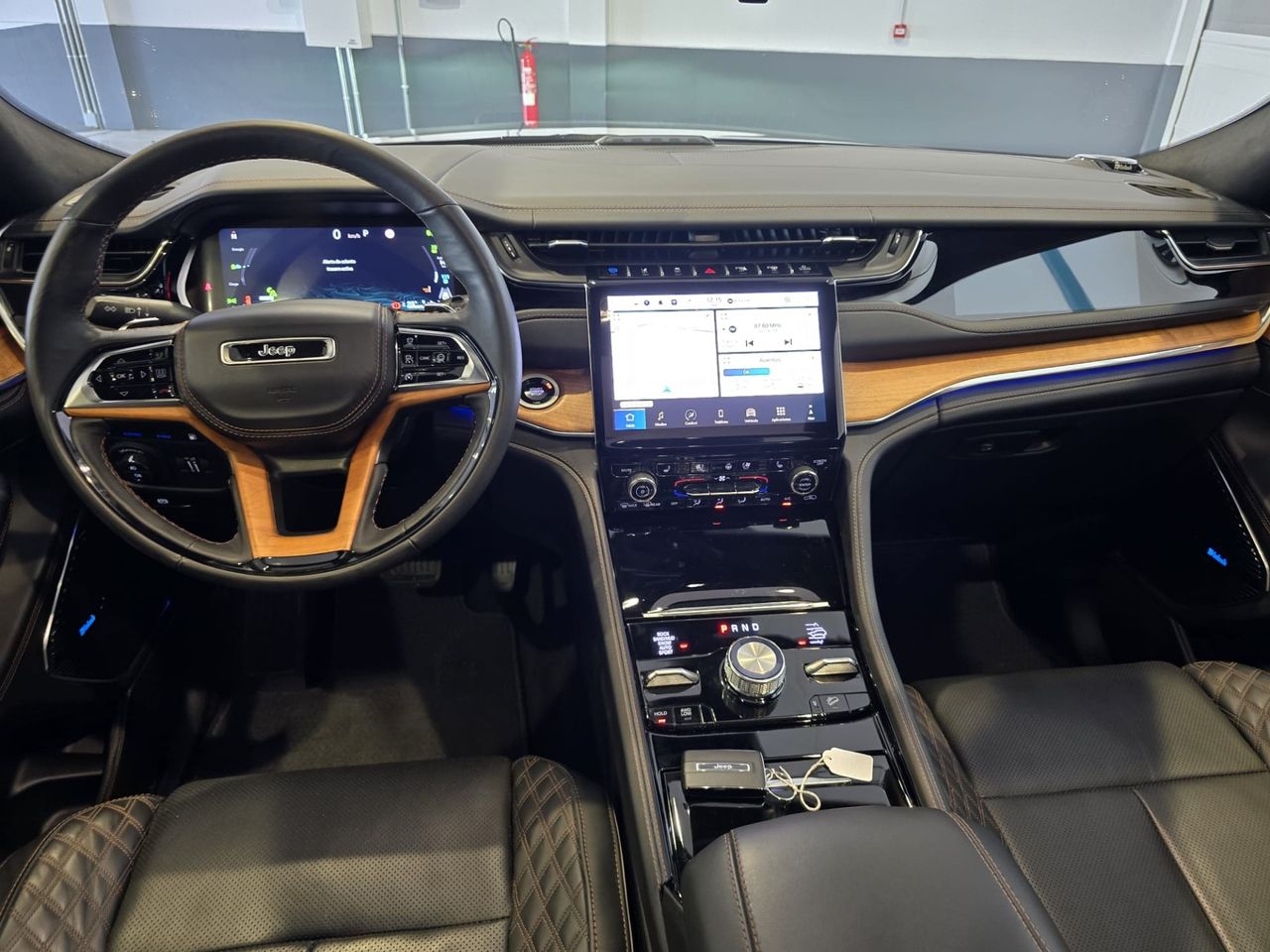 Jeep Grand Cherokee Grand Cherokee 4xe Summit Reserve - Foto 13