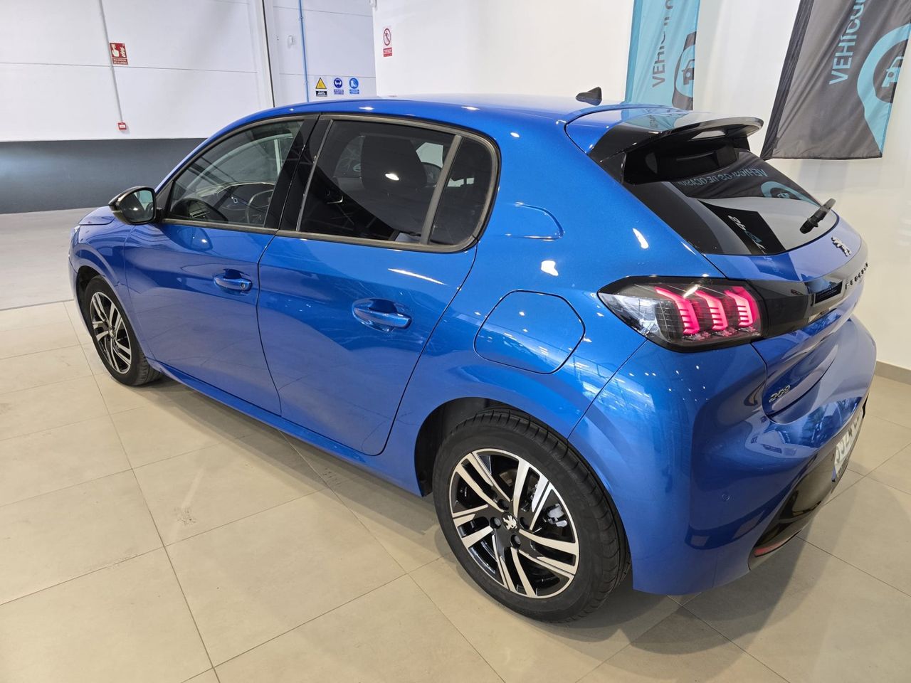 Peugeot 208 208 Allure Pack PureTech 100 S&S - Foto 6
