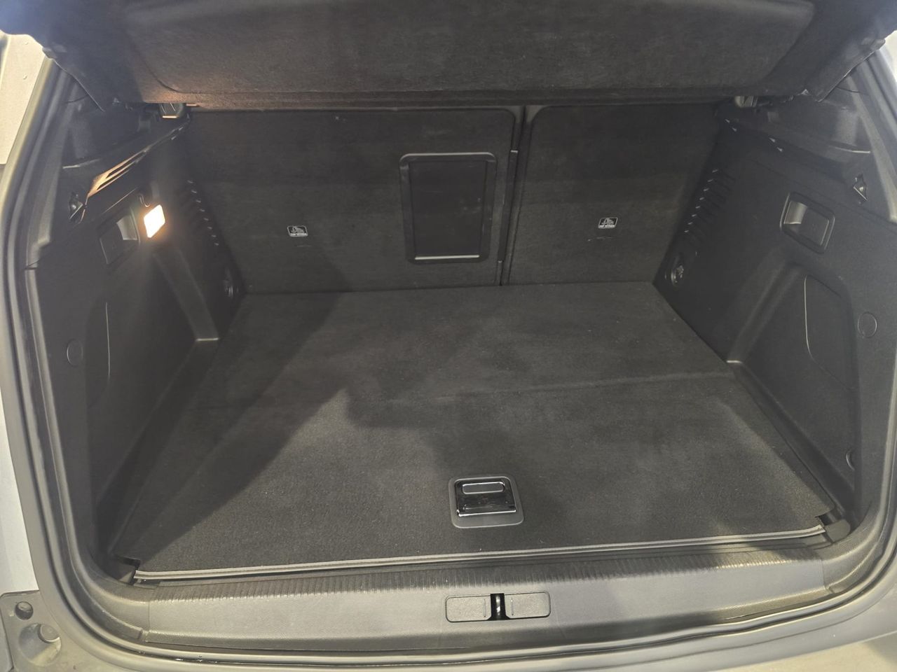 Peugeot 3008 Allure Pack Hybrid 225 e-EAT8 - Foto 13