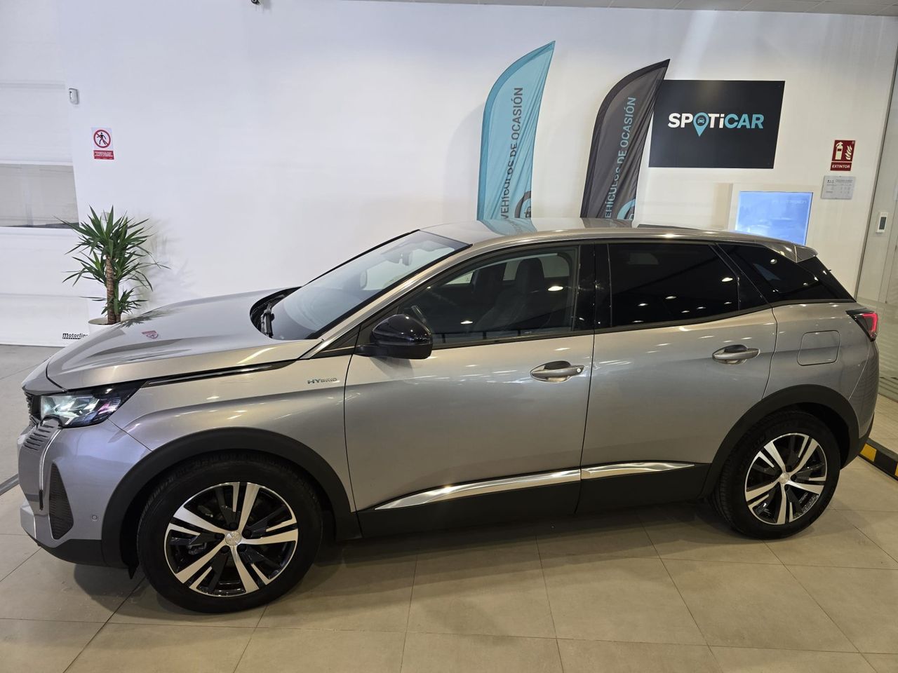 Peugeot 3008 Allure Pack Hybrid 225 e-EAT8 - Foto 4