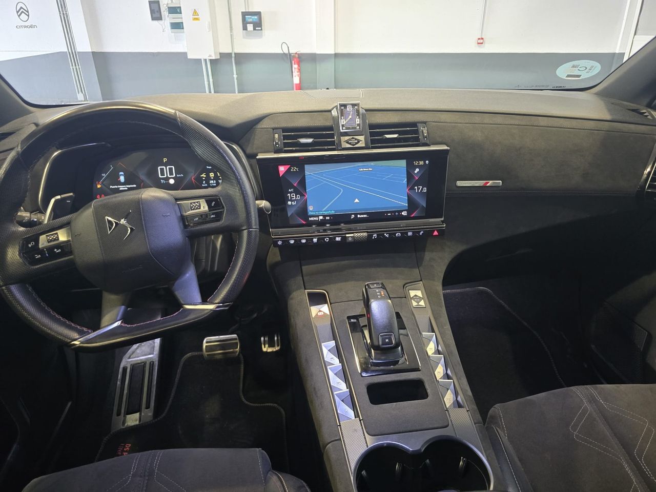 DS DS 7 Crossback BlueHDi 130 Automático Performance Line - Foto 14