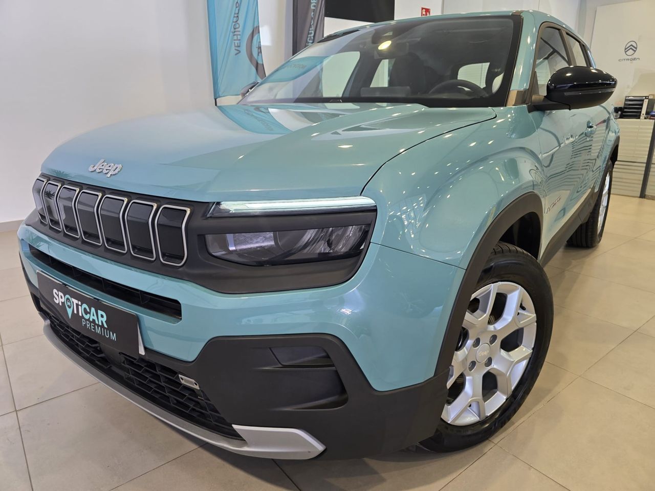 Jeep Avenger 1.2 Turbo 100 CV Altitude - Foto 6