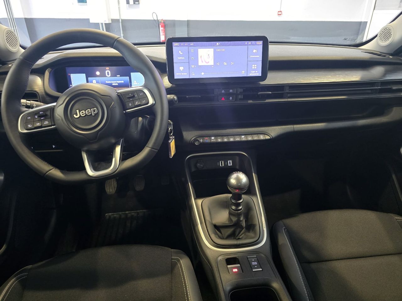 Jeep Avenger 1.2 Turbo 100 CV Altitude - Foto 10