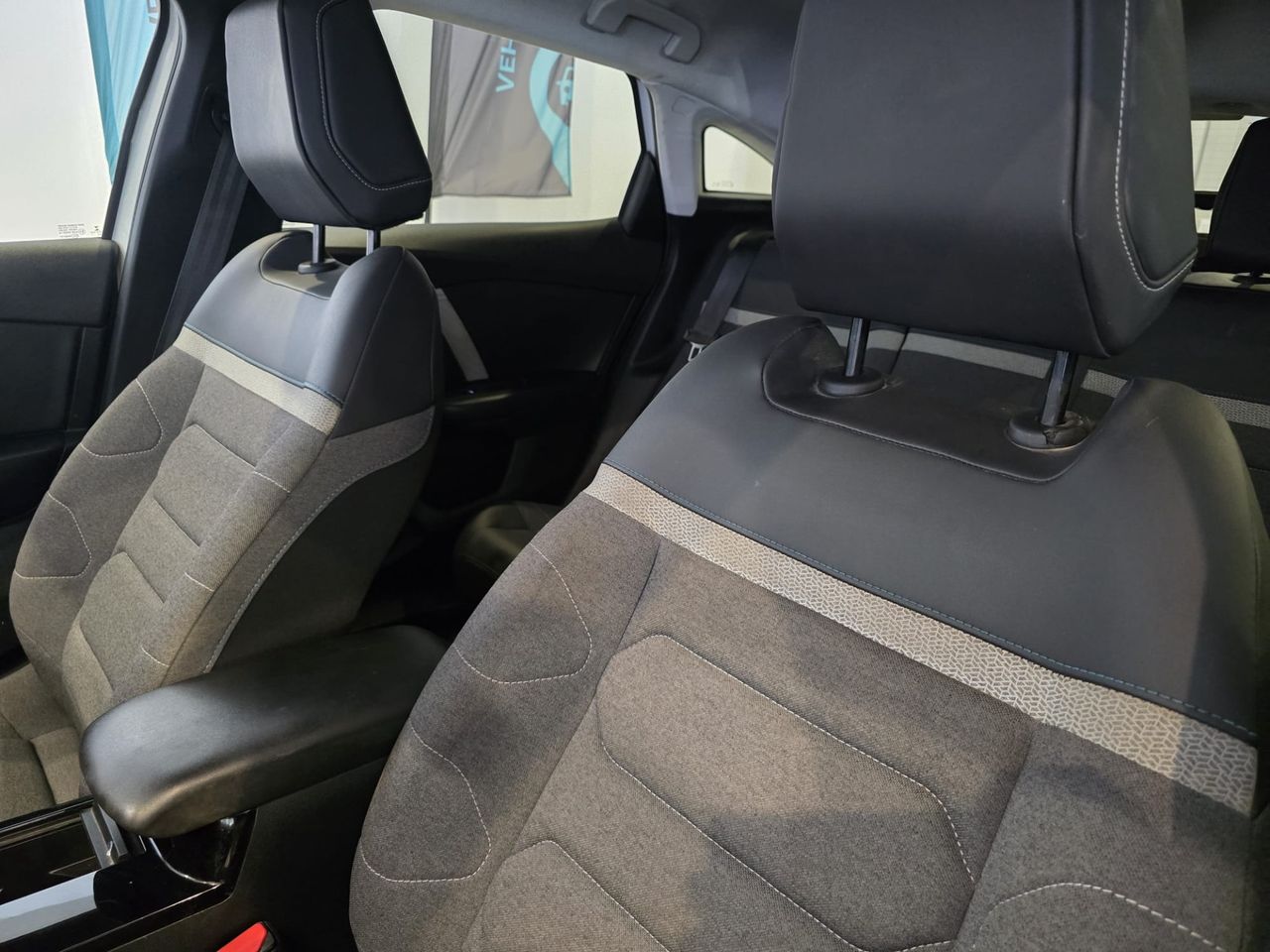 Citroën C4 PureTech 130 Feel Pack - Foto 12