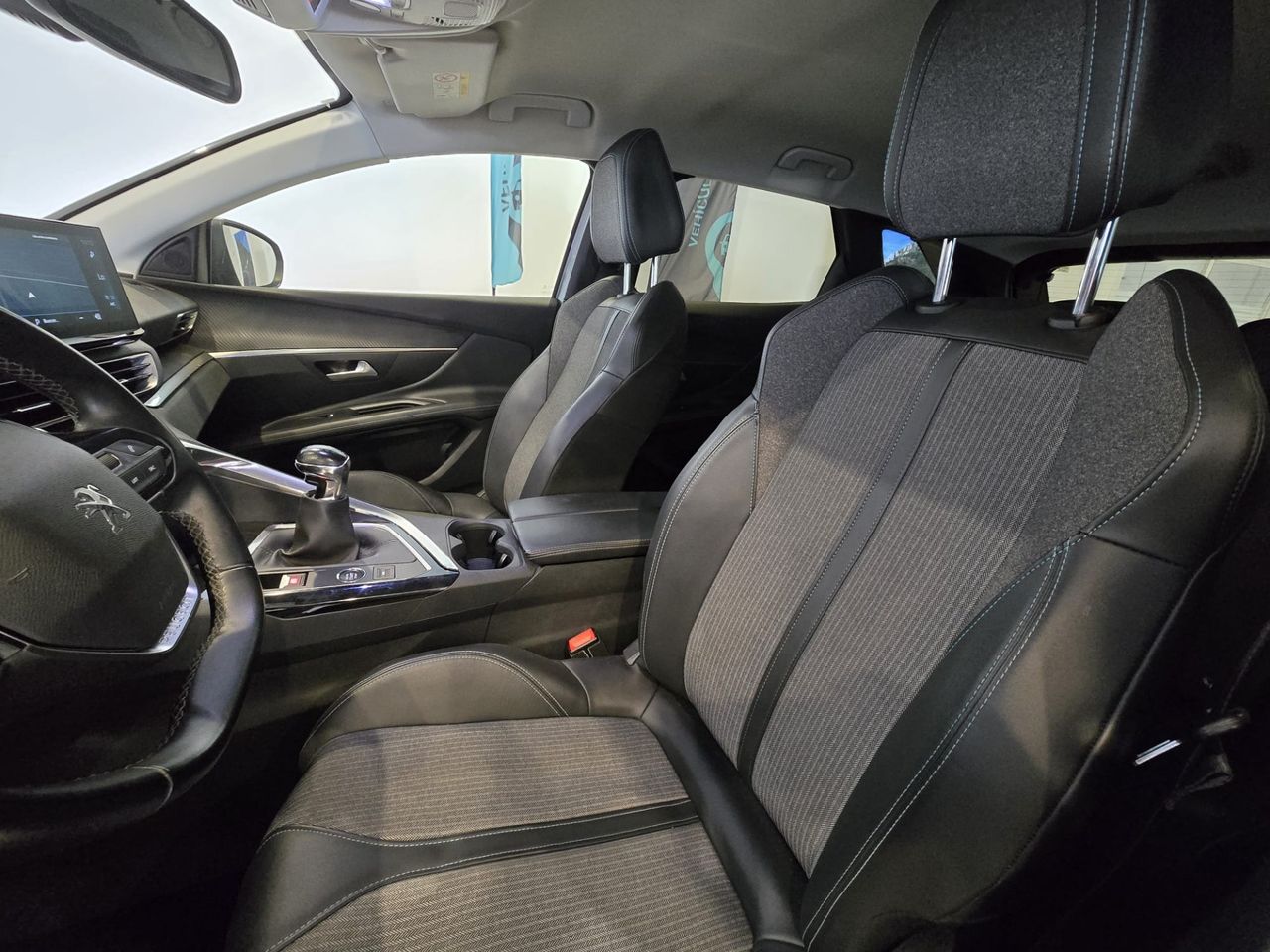 Peugeot 3008 Allure PureTech 130 S&S - Foto 14