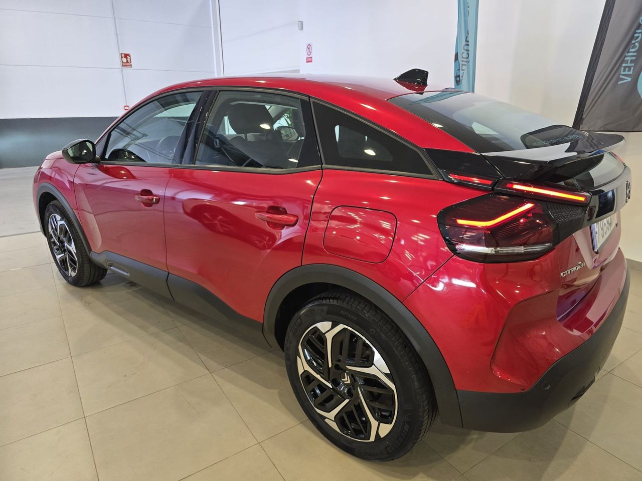 Citroën C4 PureTech 130 Plus - Foto 5
