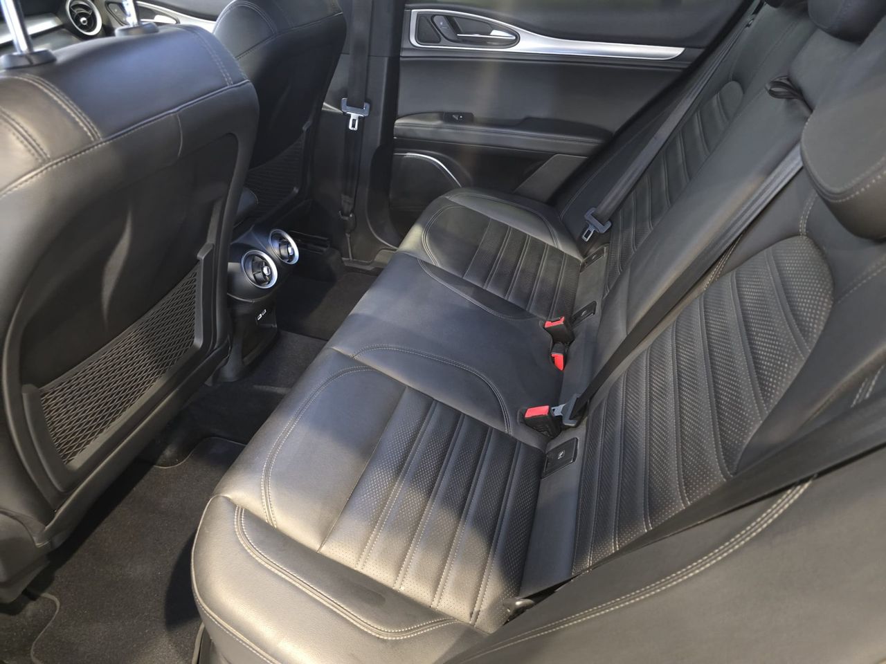 Alfa Romeo Stelvio 2.2 Diesel 154 kW - Foto 11