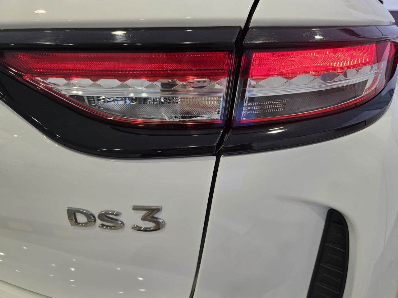 DS DS 3 PureTech 100 Bastille - Foto 13