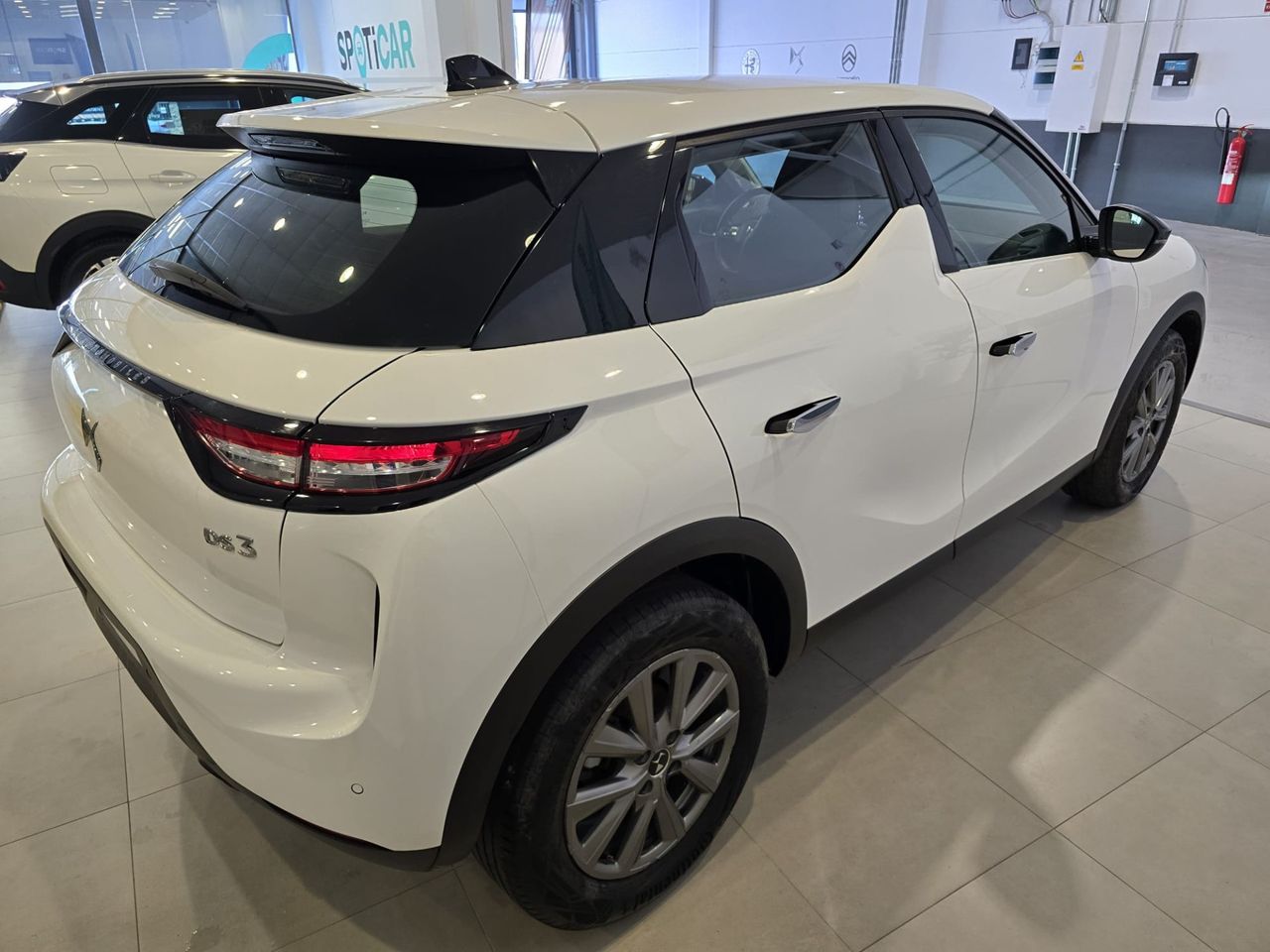 DS DS 3 PureTech 100 Bastille - Foto 5