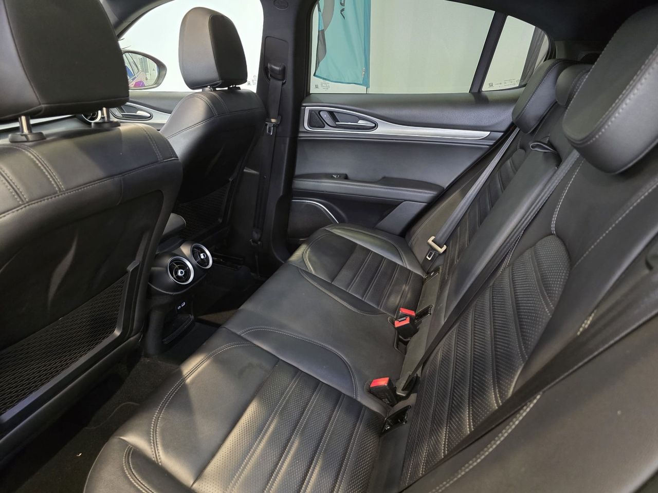 Alfa Romeo Stelvio 2.2 Diesel 154 kW - Foto 21