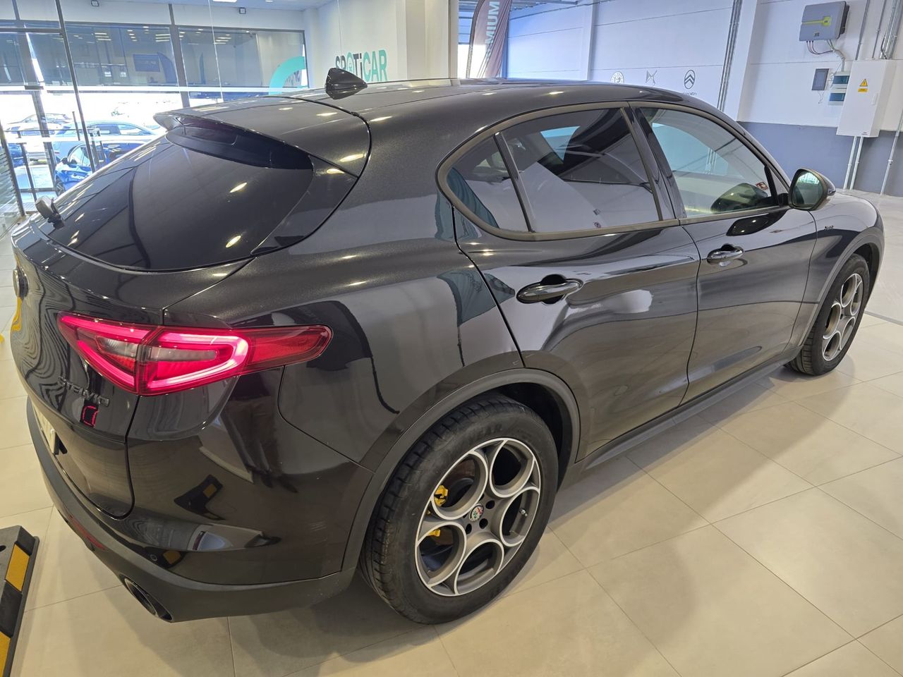 Alfa Romeo Stelvio 2.2 Diesel 140 kW - Foto 5