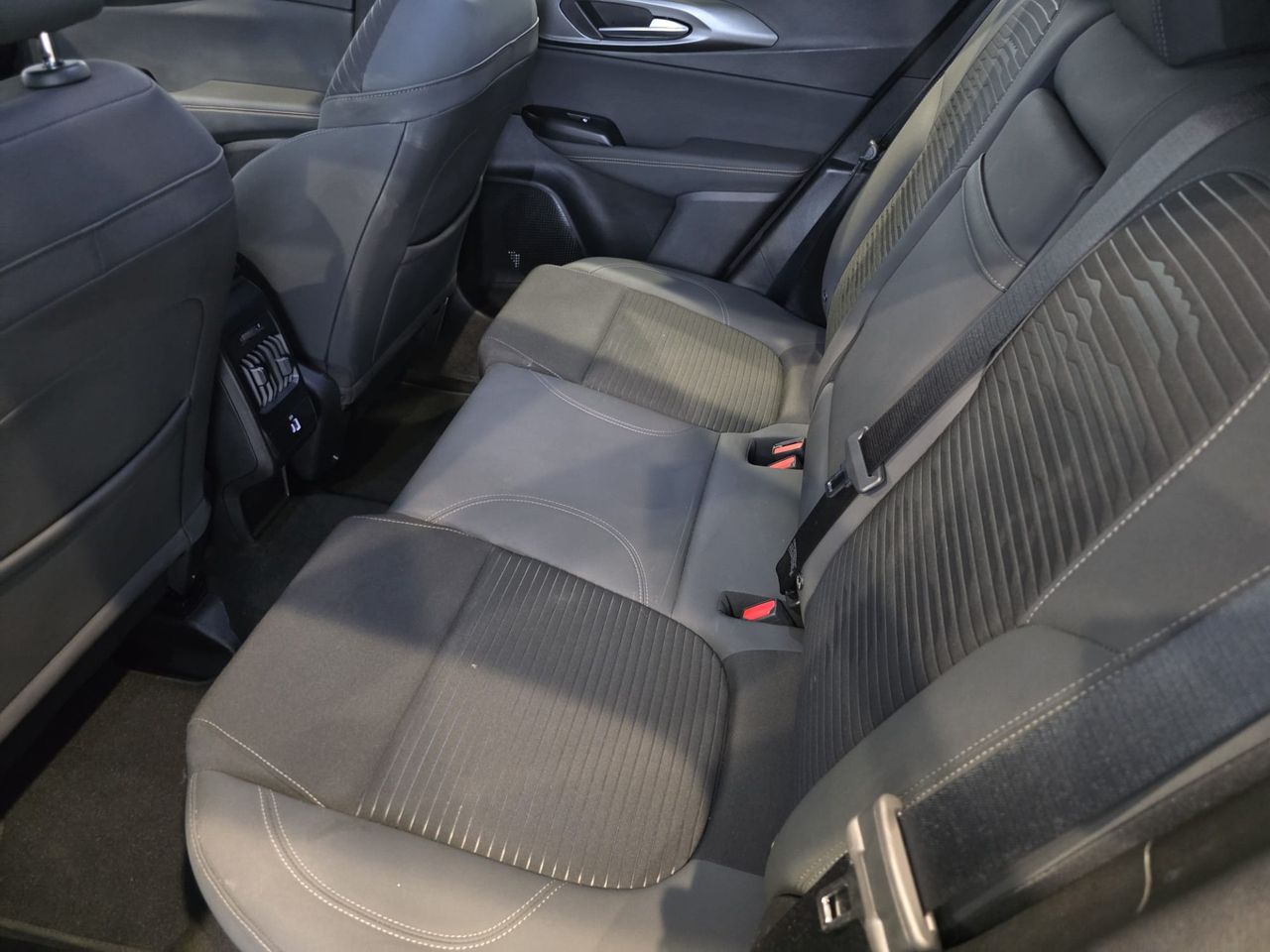 Alfa Romeo Tonale 1.5 Hybrid 130 TCT Sprint - Foto 18