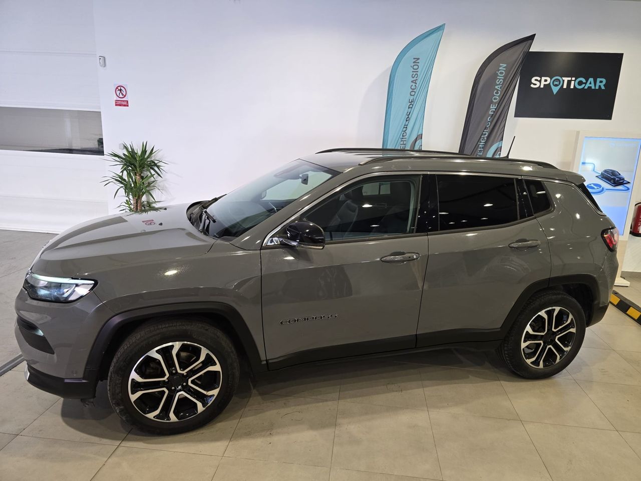 Jeep Compass Limited 1.3 GSE T4 110 kW - Foto 4