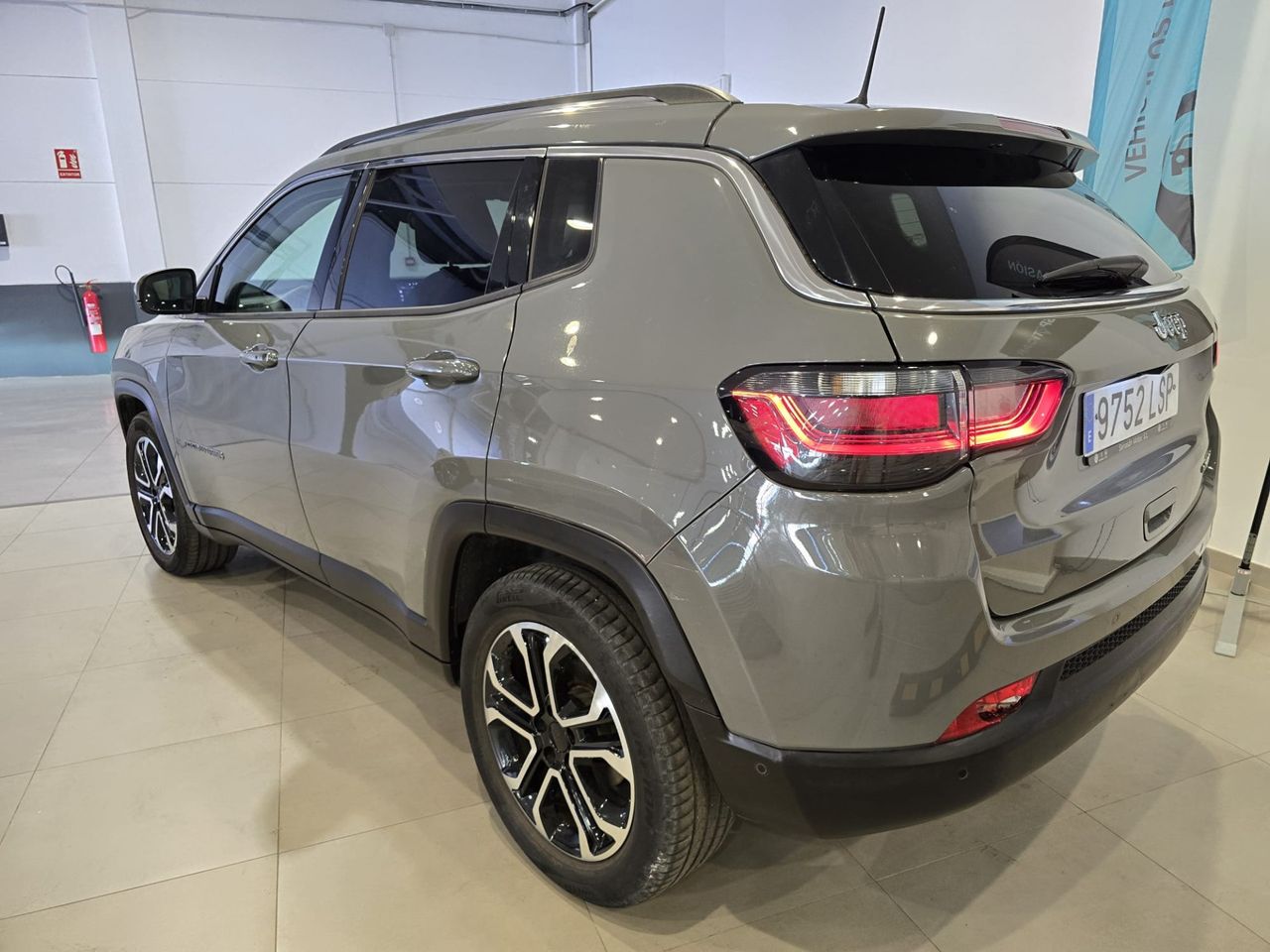 Jeep Compass Limited 1.3 GSE T4 110 kW - Foto 8
