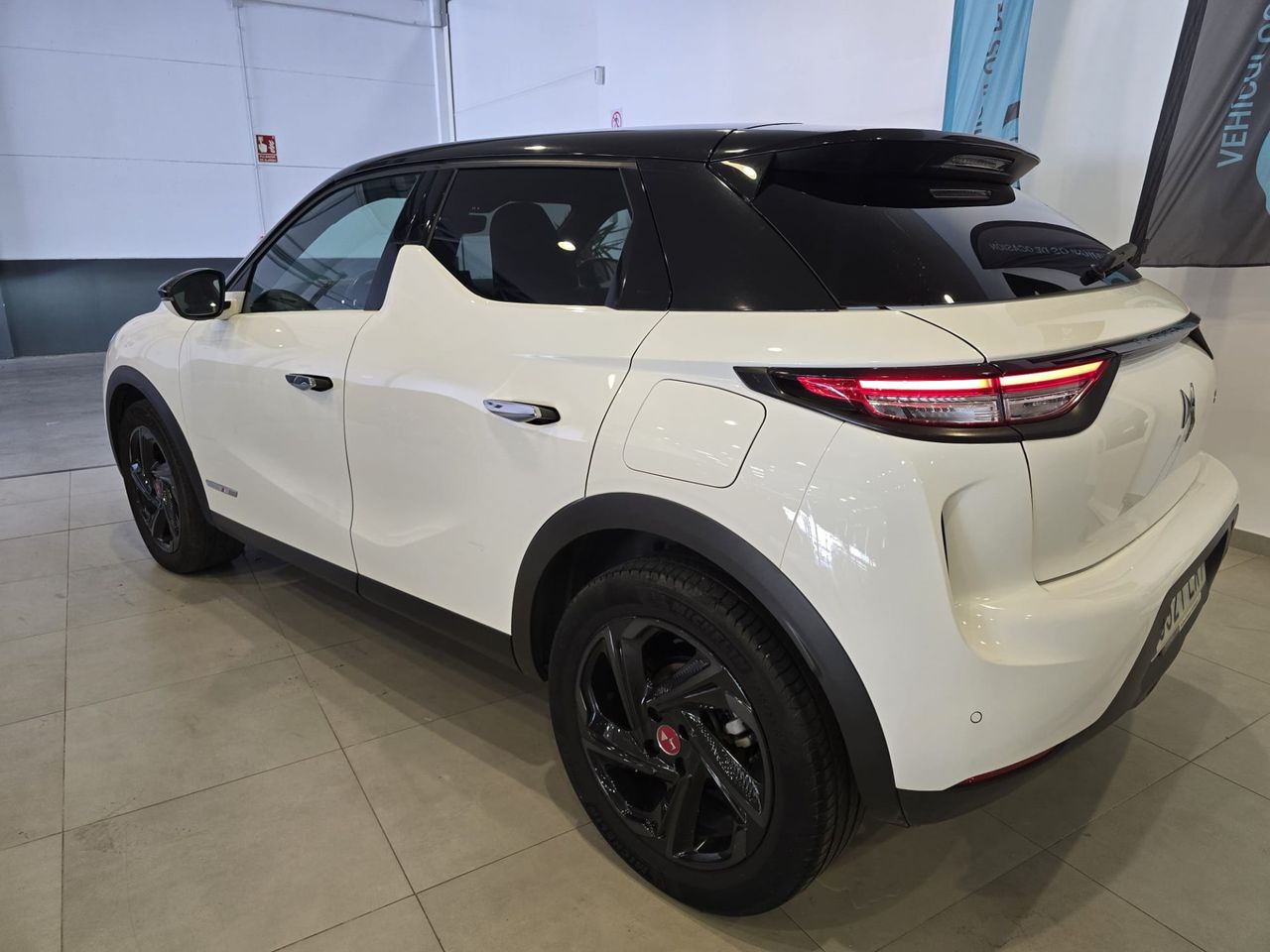DS DS 3 Crossback PureTech 130 Aut. Performance Line - Foto 8