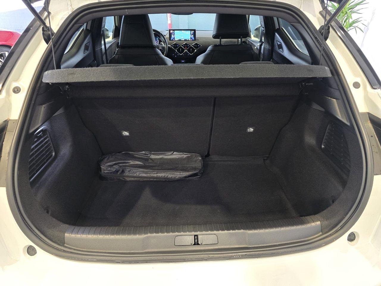 DS DS 3 Crossback PureTech 130 Aut. Performance Line - Foto 17